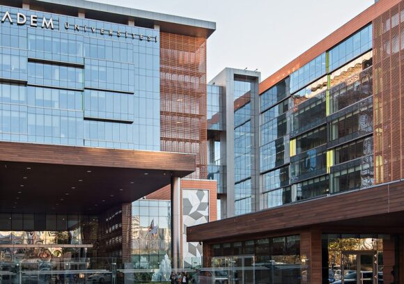 دانشگاه آجی بادام استانبول (Acibadem University) 2 دانشگاه آجی بادام استانبول | مهاجرت به ترکیه | شرکت مهاجرتی شاهان | پذیرش دانشگاه | شهریه دانشگاه آجی بادم | رشته های دانشگاه آجی بادم | مهاجرت تحصیلی به ترکیه